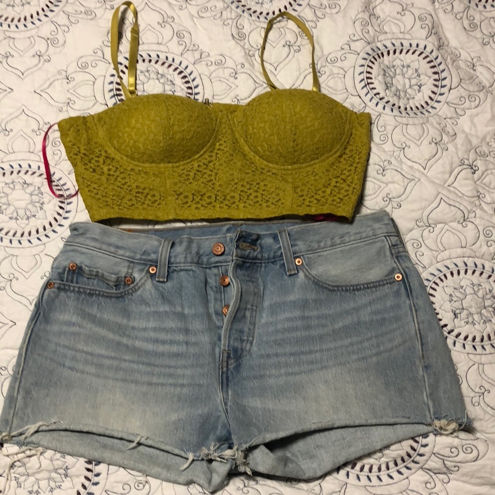 Levis button up cut off short